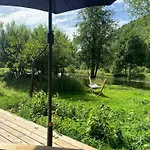 Riverside Bliss - Cozy Near Tvedestrand With Wifi And Deck Vegårshei