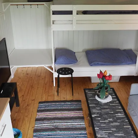 Riverside Bliss - Cozy Near Tvedestrand With Wifi And Deck *