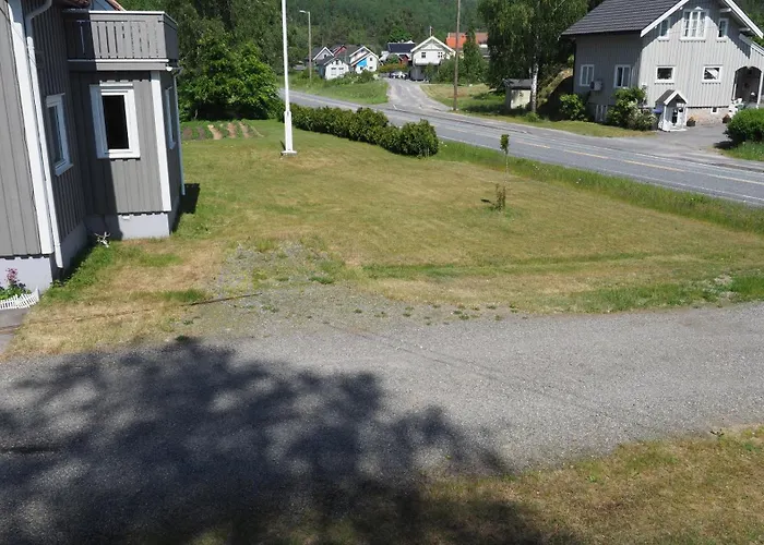 Riverside Bliss - Cozy Near Tvedestrand With Wifi And Deck * Vegårshei