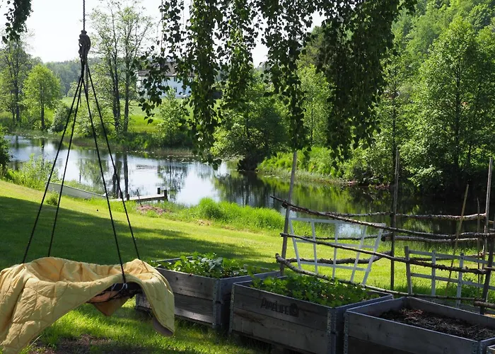 Feriehus Riverside Bliss - Cozy Near Tvedestrand With Wifi And Deck